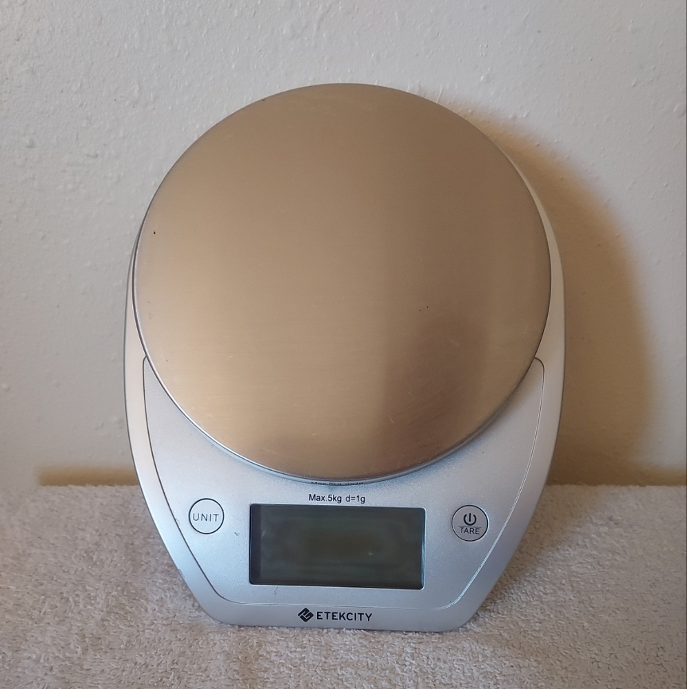 Silver Digital Kitchen Scale